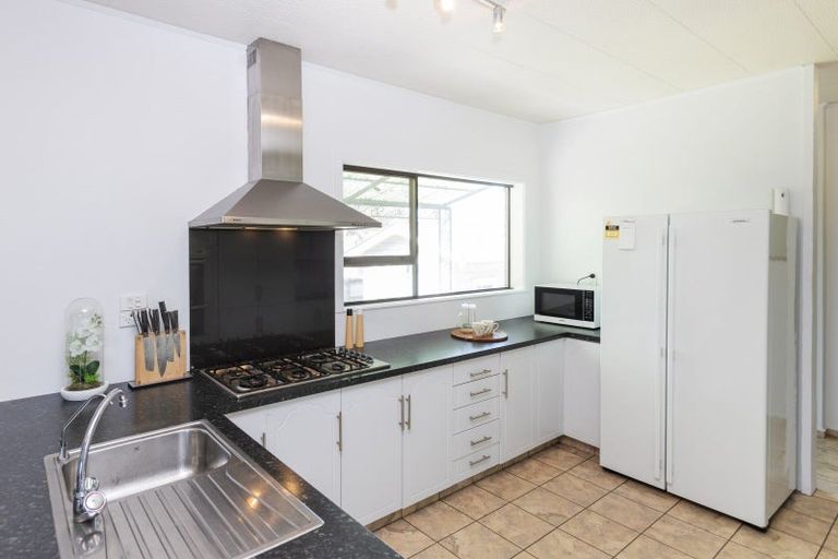 Photo of property in 16 Rawiri Street, Kaiti, Gisborne, 4010