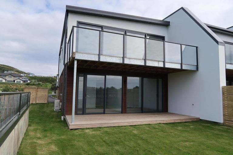 Photo of property in 61a Whitford Brown Avenue, Papakowhai, Porirua, 5024