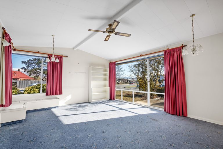 Photo of property in 9 Brandon Street, Alexandra, 9320