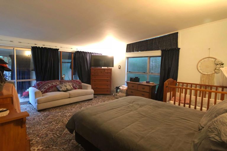 Photo of property in 129 Iranui Road, Inner Kaiti, Gisborne, 4010