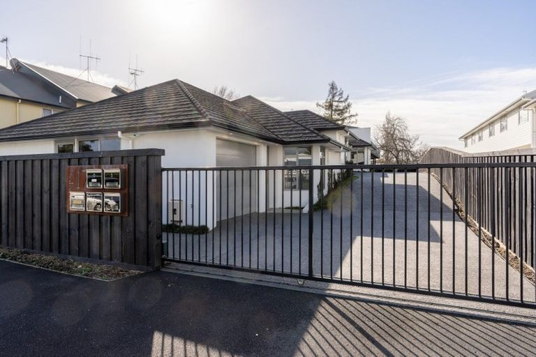 Photo of property in 2/17 Manning Street, Hamilton Central, Hamilton, 3204