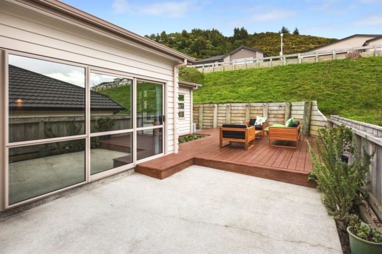 Photo of property in 76 Staithes Drive North, Whitby, Porirua, 5024