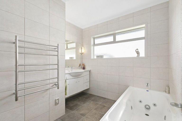 Photo of property in 18 Joblin Way, Ohauiti, Tauranga, 3112