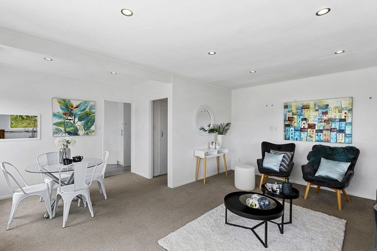 Photo of property in 27b Cypress Drive, Maungaraki, Lower Hutt, 5010