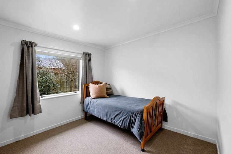Photo of property in 24 Moulton Street, Moturoa, New Plymouth, 4310