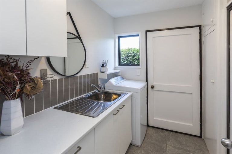 Photo of property in 464 Avonhead Road, Avonhead, Christchurch, 8042