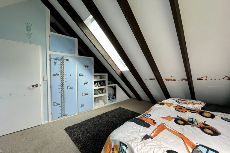 Photo of property in 53 Parkway, Wainuiomata, Lower Hutt, 5014