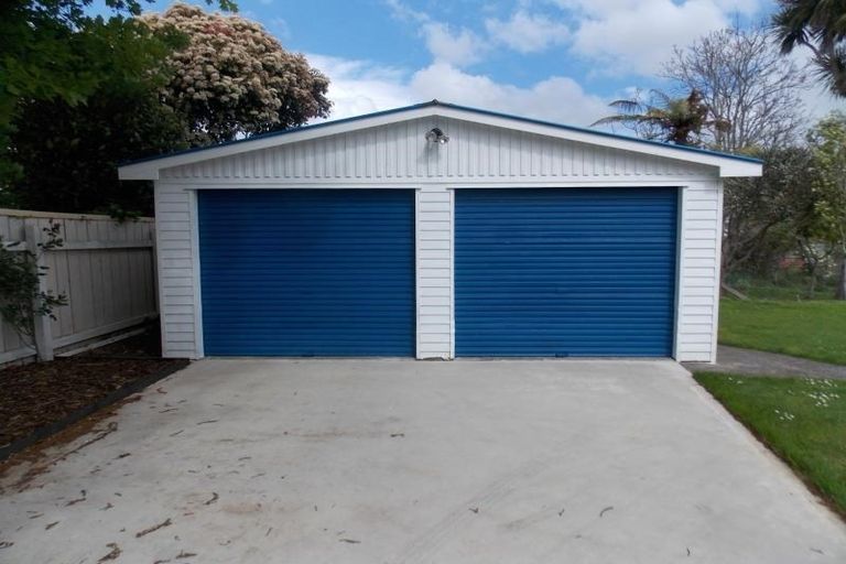 Photo of property in 290 Fergusson Drive, Heretaunga, Upper Hutt, 5018