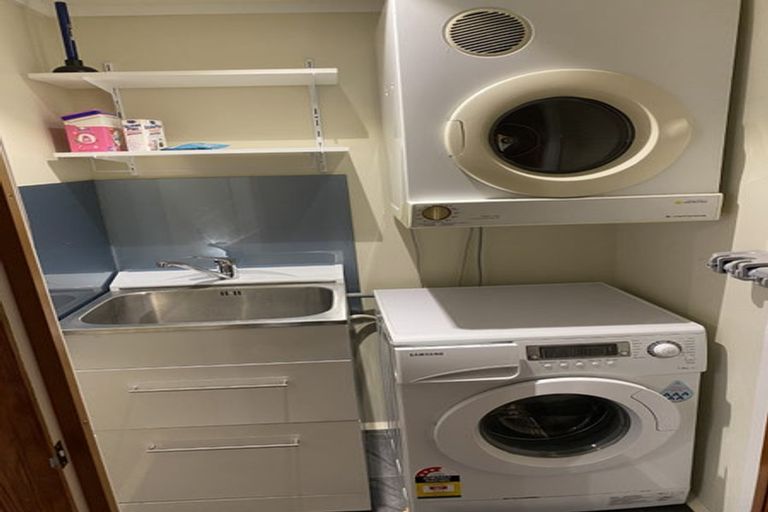 Photo of property in 35 Dublin Street, Martinborough, 5711