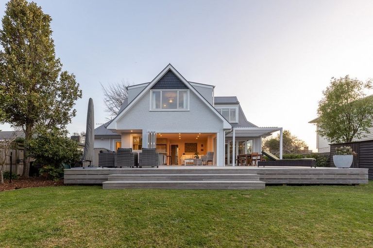 Photo of property in 107 Jickell Street, Hokowhitu, Palmerston North, 4410