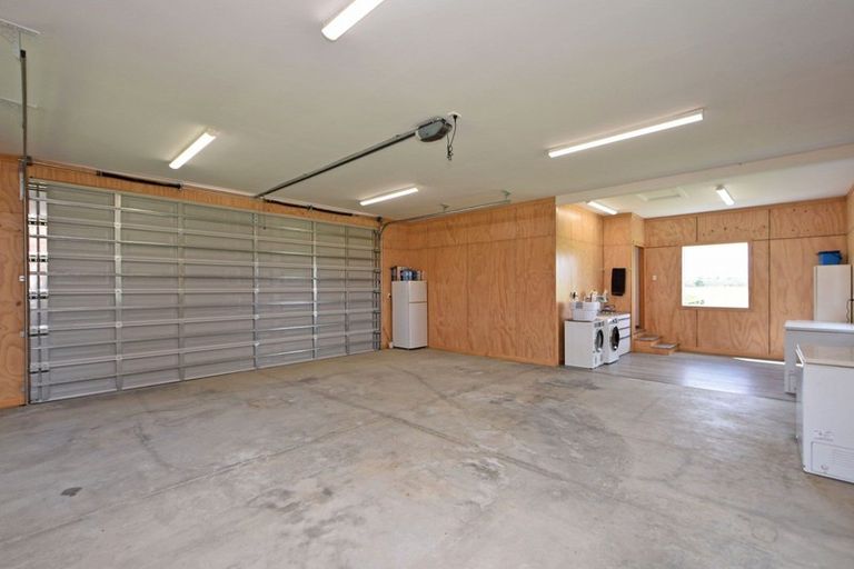 Photo of property in 674 Ryal Bush Wallacetown Road, Wallacetown, Invercargill, 9874