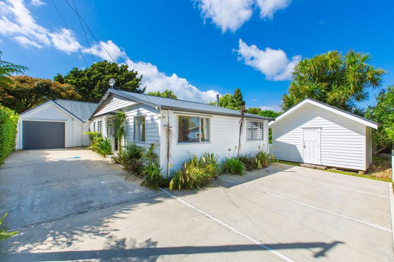 Photo of property in 42a Wallis Street, Raglan, 3225