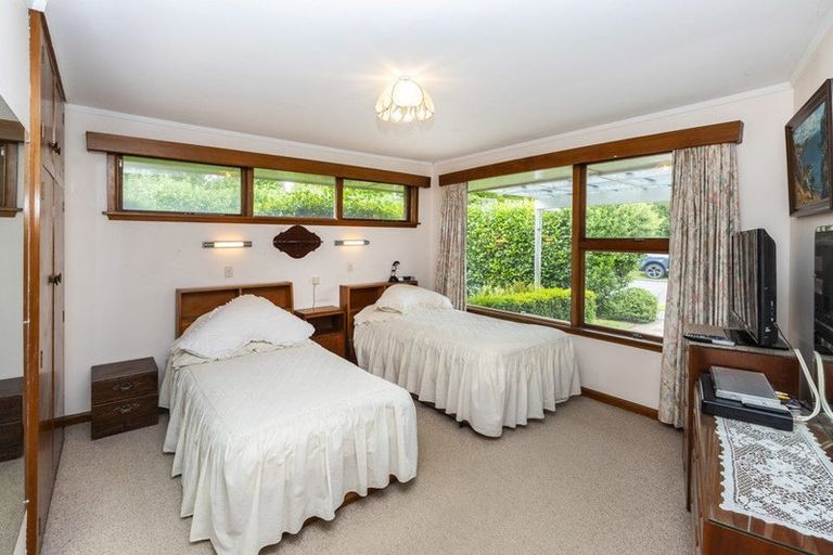 Photo of property in 6 Rochford Place, Bryndwr, Christchurch, 8052