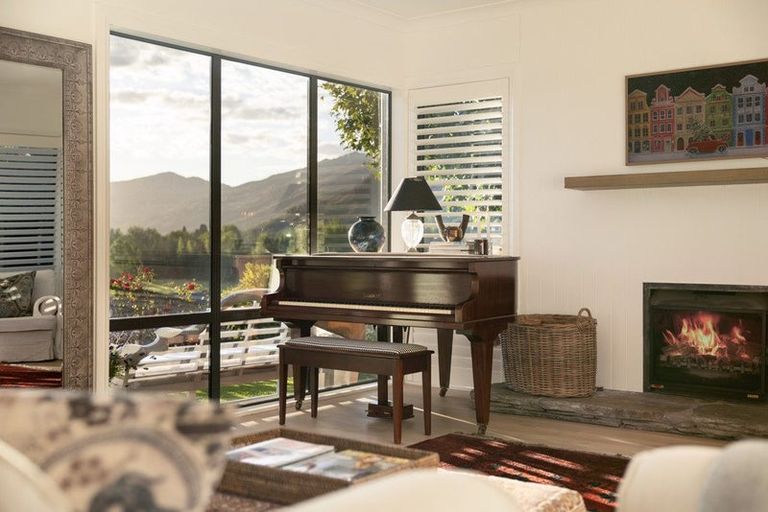 Photo of property in 25 Cotter Avenue, Arrowtown, 9302