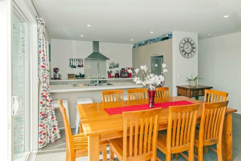 Photo of property in 30 Burnham School Road, Rolleston, 7614