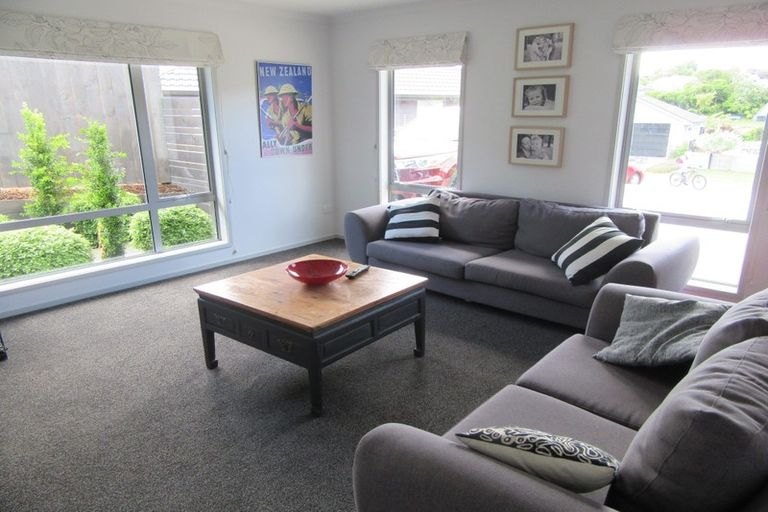 Photo of property in 27 Kurth Crescent, Silverstream, Upper Hutt, 5019