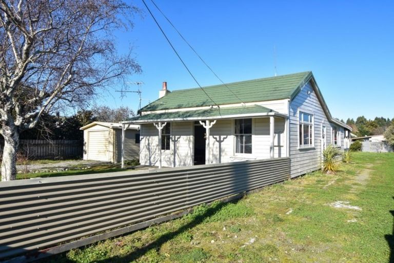 Photo of property in 35 Frederick Street, Carterton, 5713
