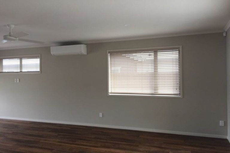 Photo of property in 68 Eriksen Road, Te Awa, Napier, 4110