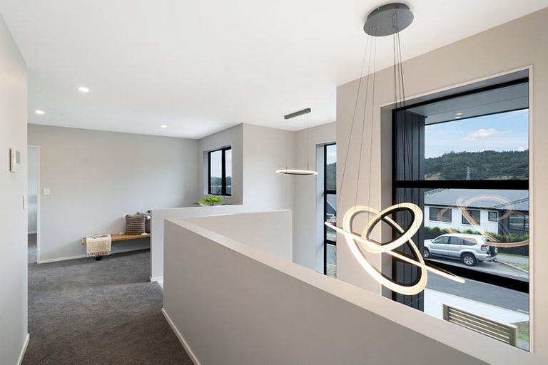 Photo of property in 19 Paihere Street, Huapai, Kumeu, 0810