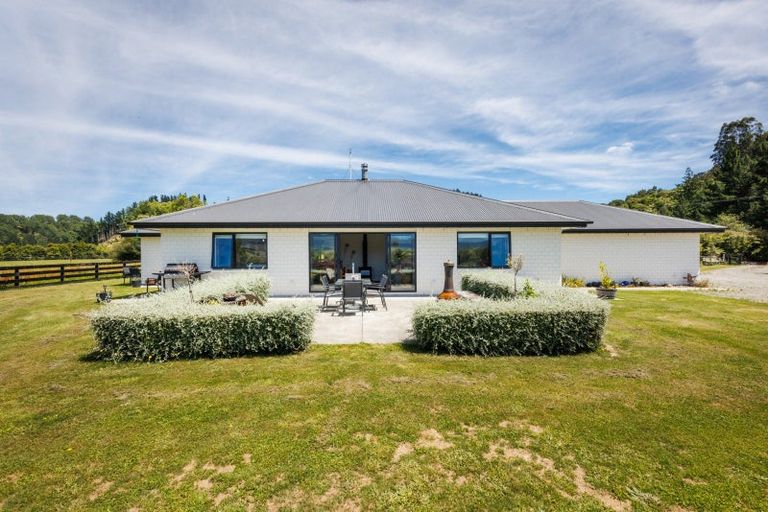 Photo of property in 946d Finnis Road, Pohangina, Ashhurst, 4884