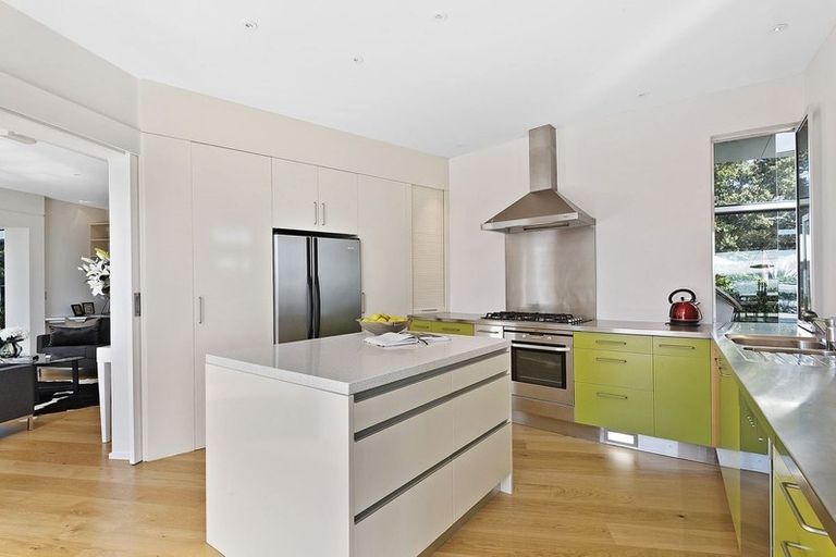 Photo of property in 142 Scarborough Road, Scarborough, Christchurch, 8081