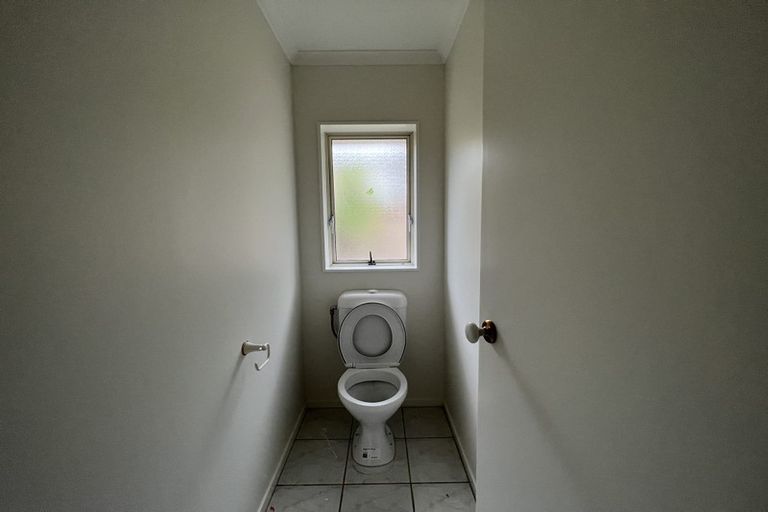 Photo of property in 55 Palmcrest Grove, Highland Park, Auckland, 2010