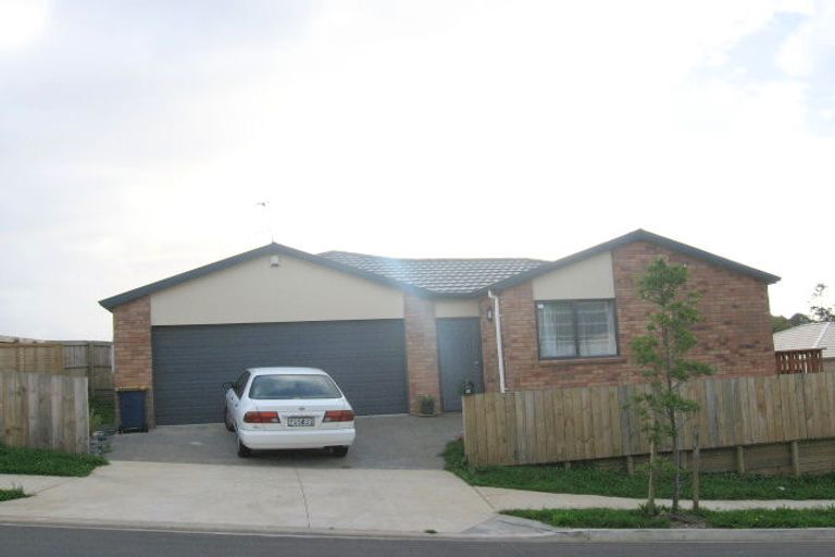 Photo of property in 58 Woodbank Drive, Glen Eden, Auckland, 0602