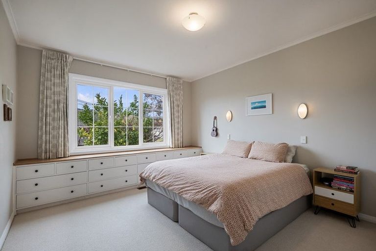 Photo of property in 1 Rosetta Road, Raumati South, Paraparaumu, 5032