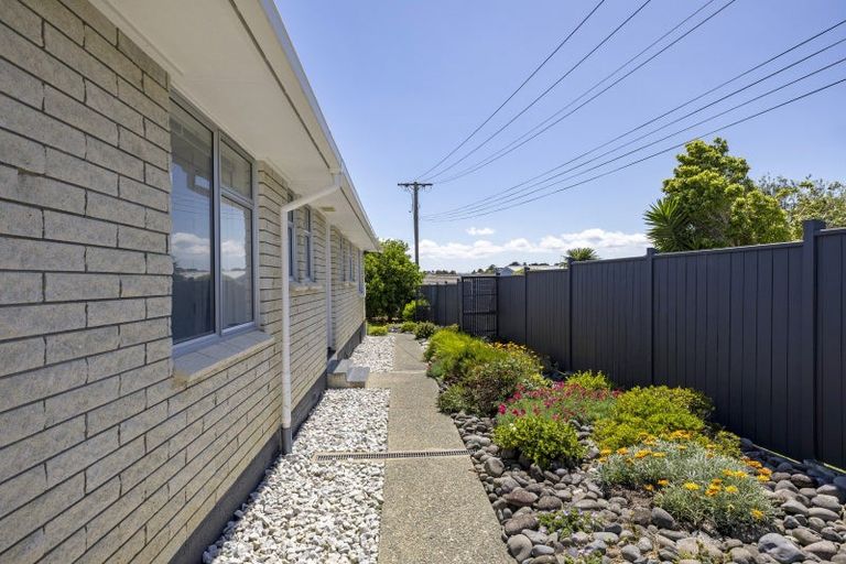 Photo of property in 9 Lorenzen Bay Road, Raglan, 3225