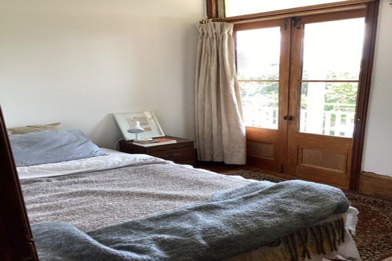 Photo of property in 2 Bath Street, Plimmerton, Porirua, 5026