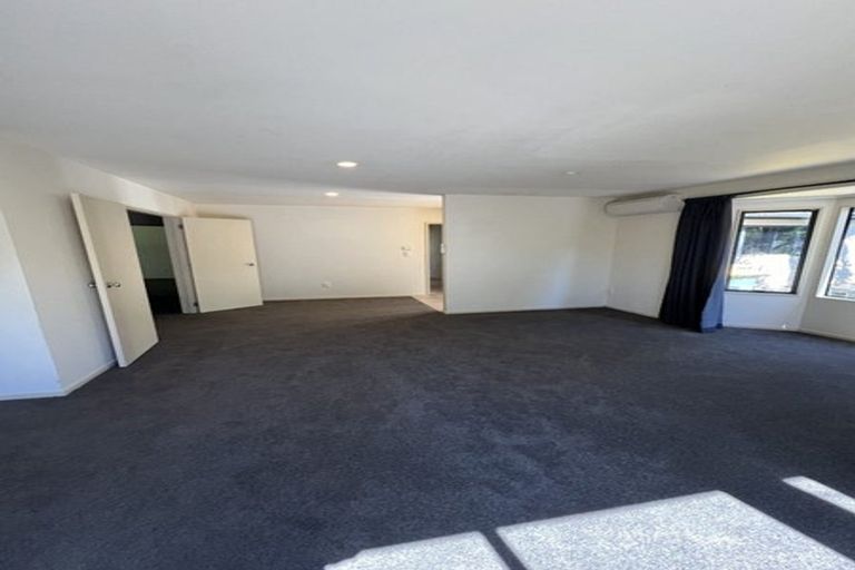 Photo of property in 140 Upper Harbour Drive, Greenhithe, Auckland, 0632