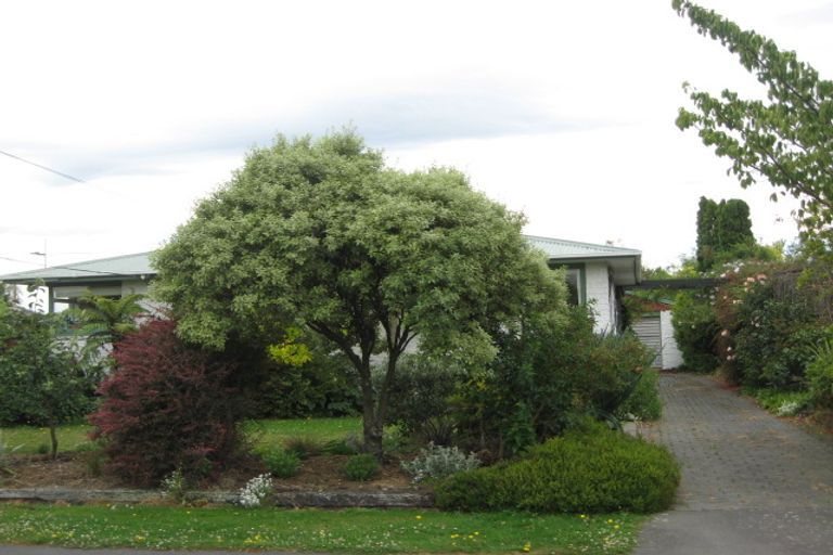Photo of property in 16 Gainsborough Street, Hoon Hay, Christchurch, 8025