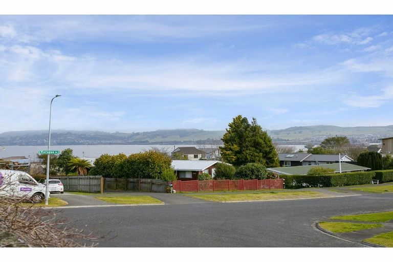 Photo of property in 20 Kurupae Road, Hilltop, Taupo, 3330