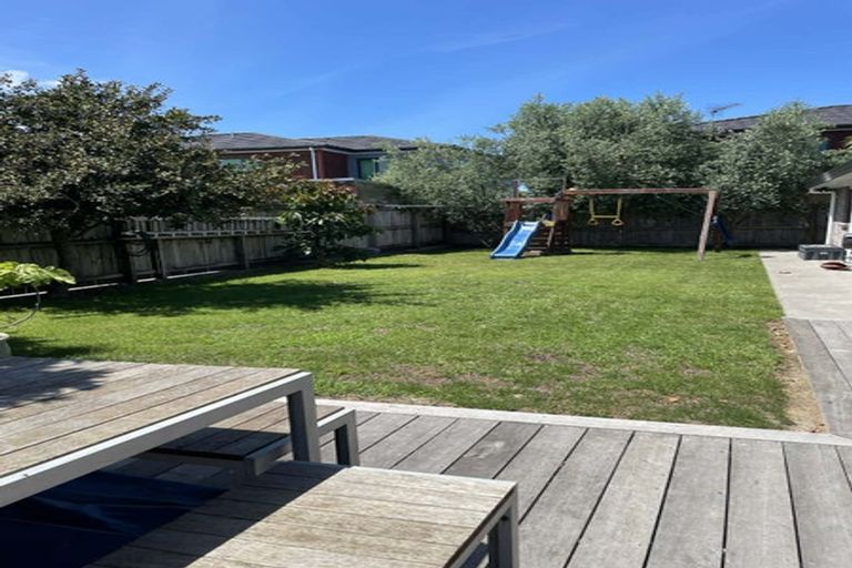 Photo of property in 2/45 Willis Road, Papakura, 2110
