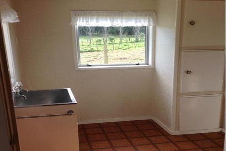 Photo of property in 15 Wairere Valley Road, Paparoa, 0571