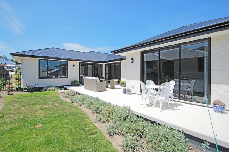 Photo of property in 7 Dove Place, Holmes Hill, Oamaru, 9401