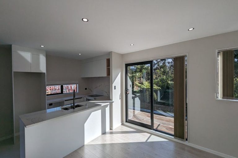 Photo of property in 8 Henry Blyth Lane, Greenhithe, Auckland, 0632