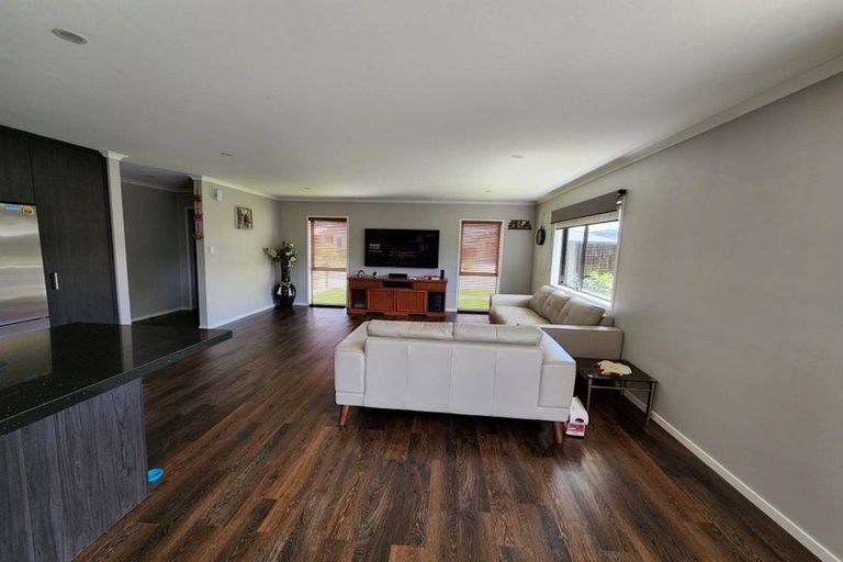 Photo of property in 16 Te Punga Road, Wallaceville, Upper Hutt, 5018