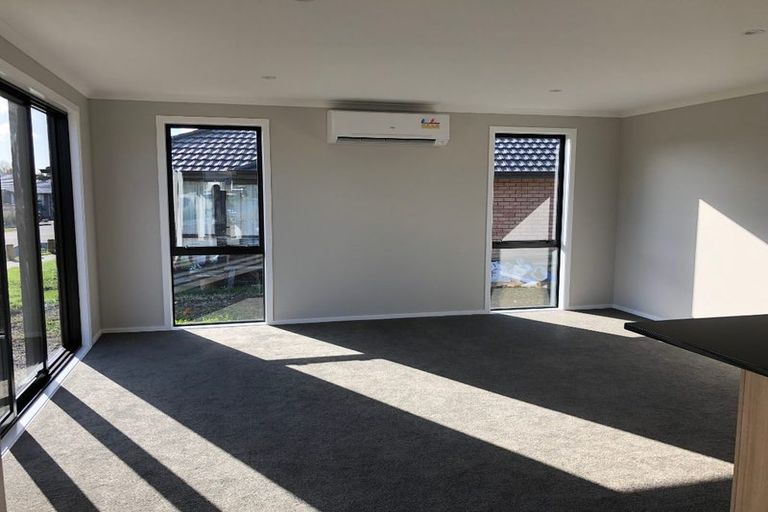Photo of property in 1 Pohe Street, Waikanae, 5036