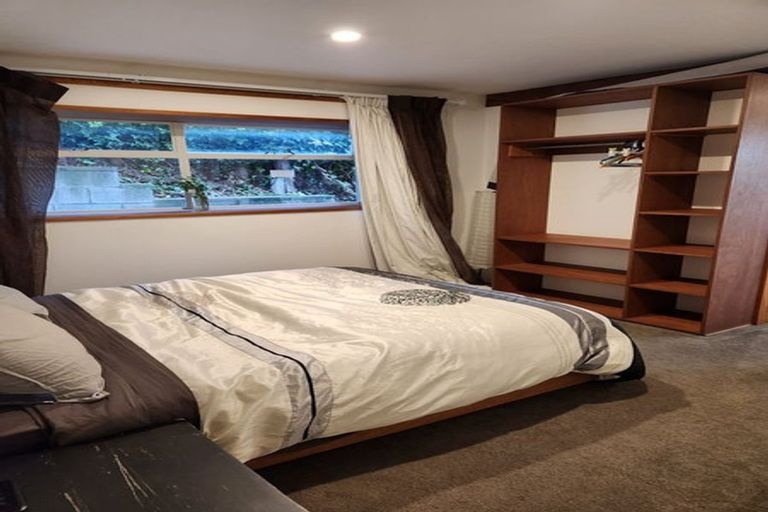 Photo of property in 34 Cannon Hill Crescent, Mount Pleasant, Christchurch, 8081