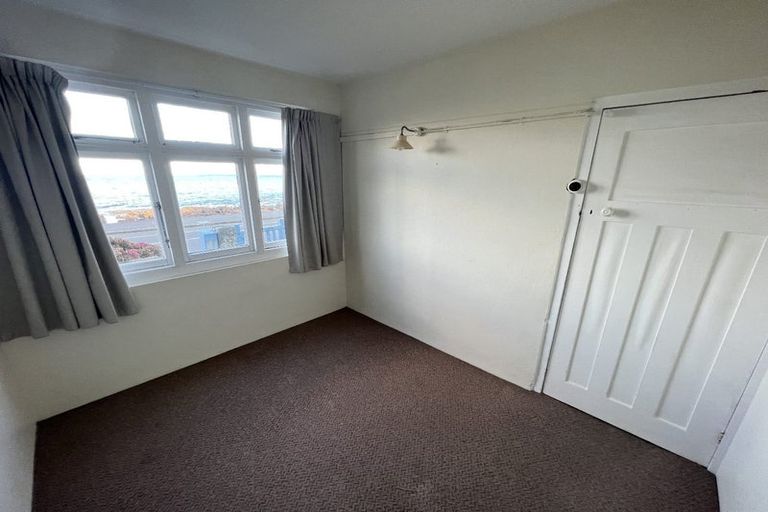 Photo of property in 34 Moana Road, Plimmerton, Porirua, 5026