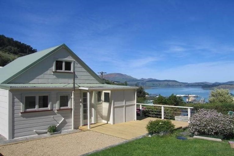 Photo of property in 3 Brenchley Road, Lyttelton, 8082