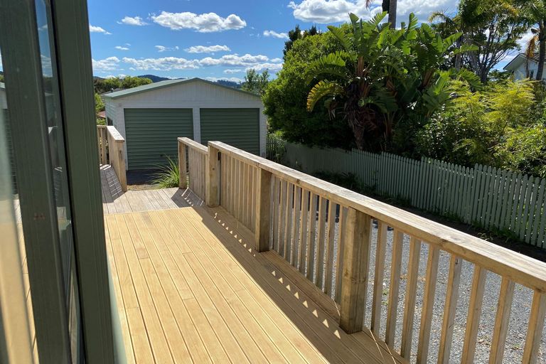 Photo of property in 10 Yorke Road, Haruru, 0204