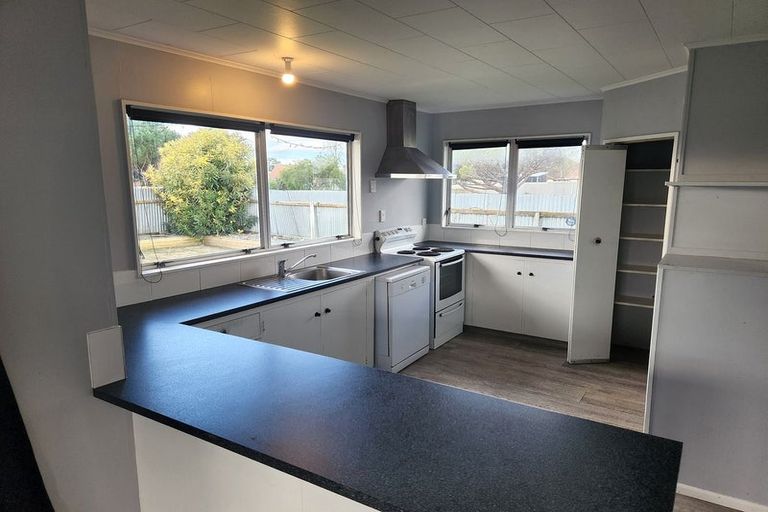 Photo of property in 27 Cartier Crescent, Flaxmere, Hastings, 4120