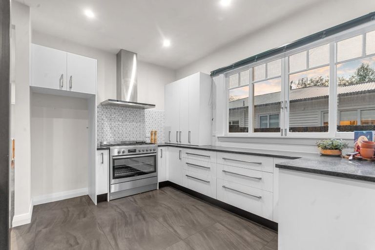 Photo of property in 6 Garnett Avenue, Spreydon, Christchurch, 8024