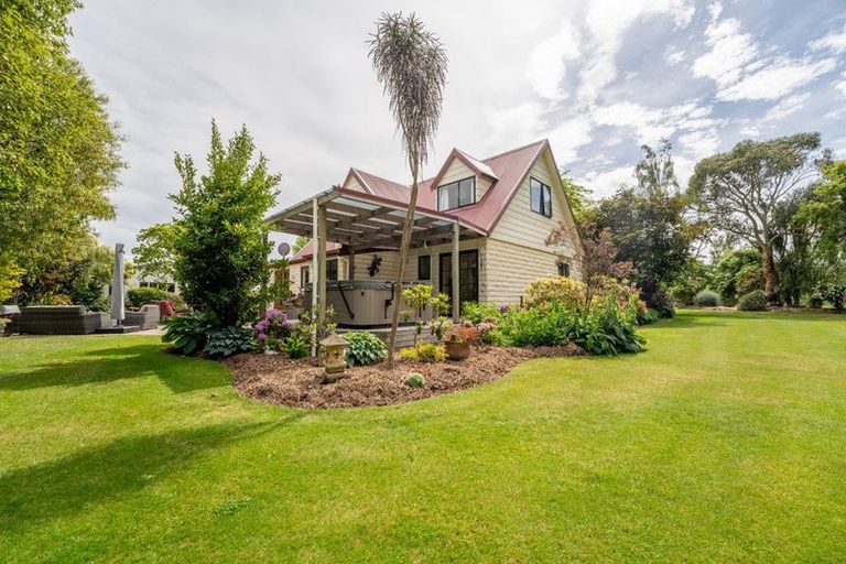 Photo of property in 76 Chapel Road, Pareora West, Timaru, 7972