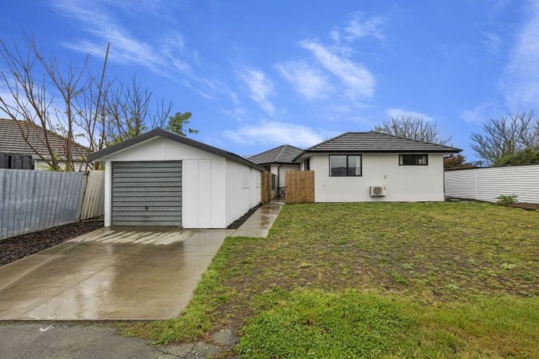 Photo of property in 51 Owles Terrace, New Brighton, Christchurch, 8061