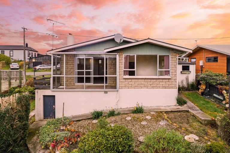 Photo of property in 15 Auskerry Street, Palmerston, 9430