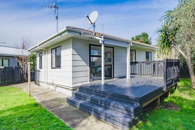 Photo of property in 97 Arawhata Road, Paraparaumu, 5032