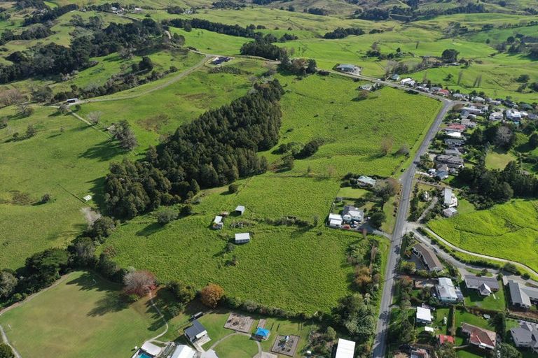 Photo of property in 59 Griffin Road, Maungaturoto, 0583